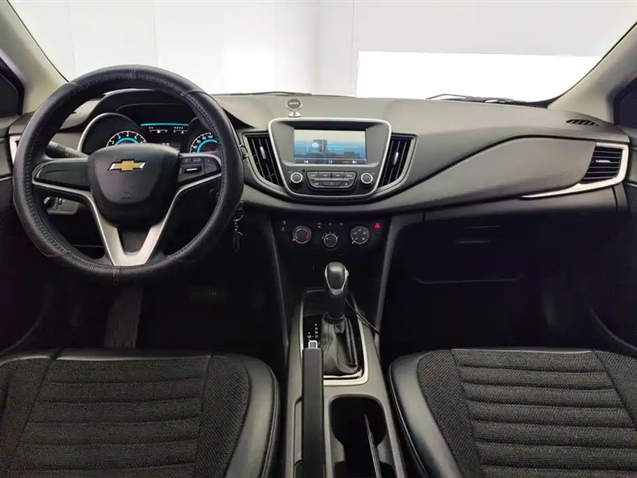 Chevrolet Cavalier 2019 320 Automatic Joy Edition фото 12