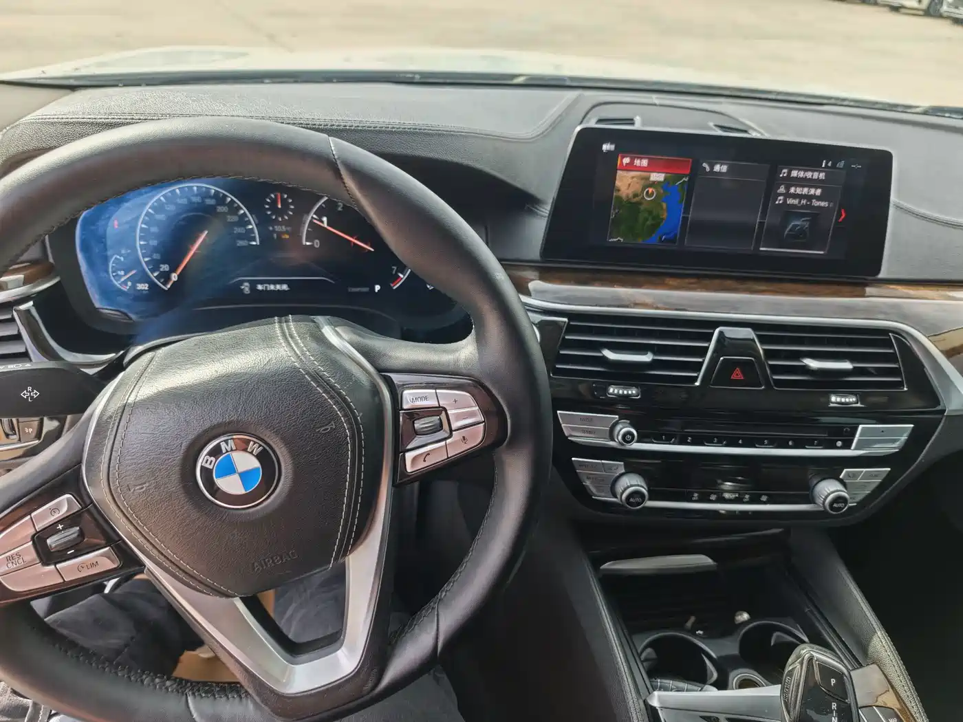BMW 5 Series 2019 525Li Luxury Package фото 21