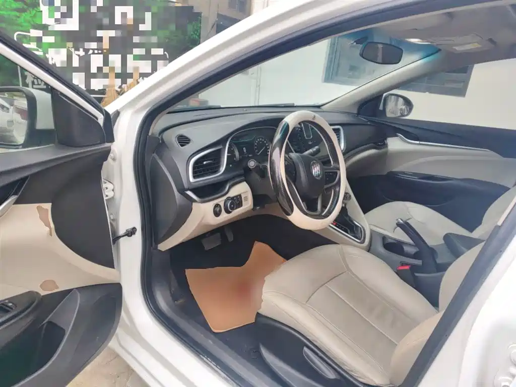 Buick Excelle 2018 15T Dual Clutch Elite (China V) фото 16