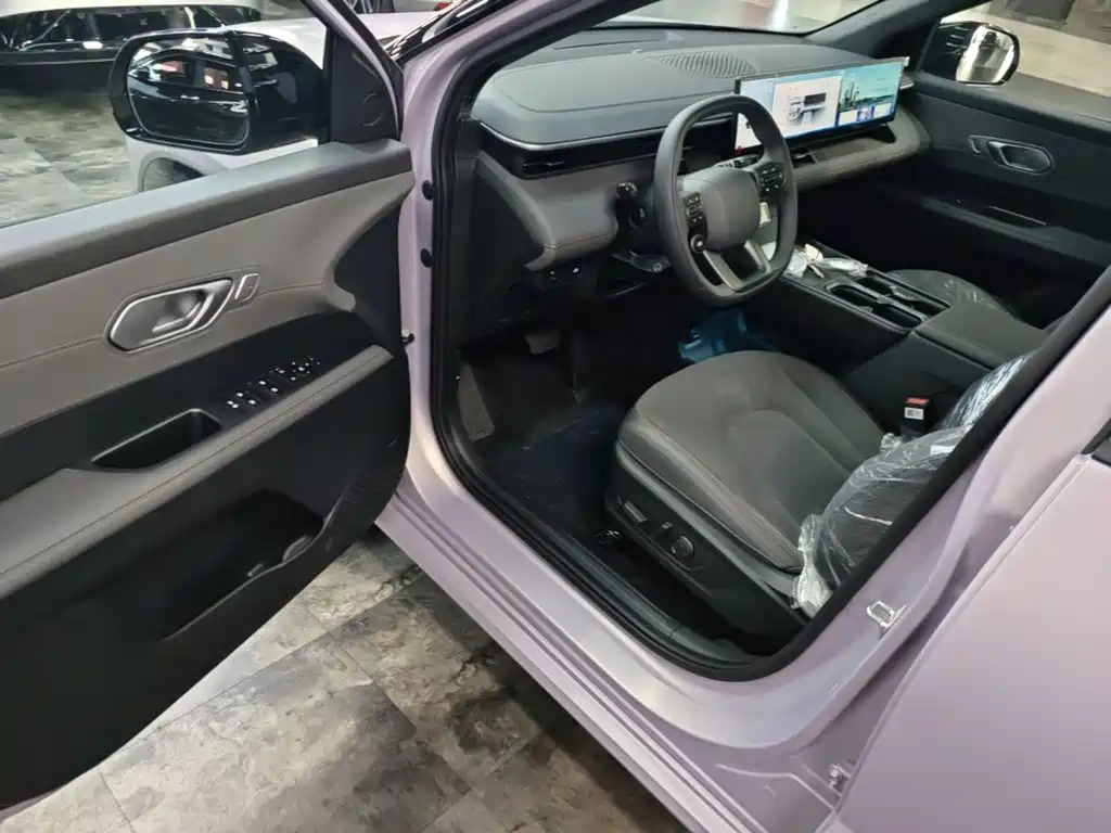 Hyundai ELEXIO 2026 2025 Standard Range RWD