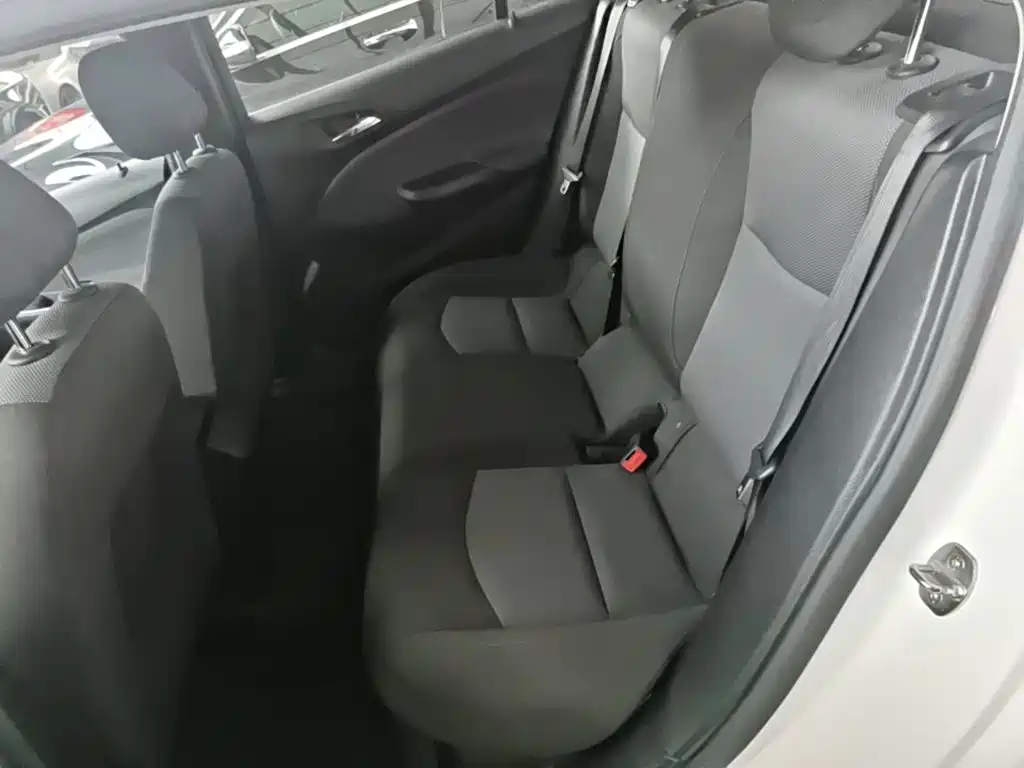 Chevrolet Cruze 2018 2018 320 Automatic Pioneer Sunroof Edition