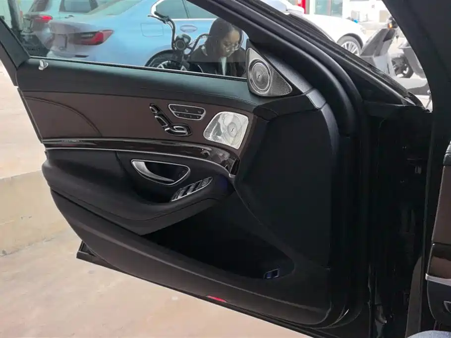 Mercedes-Benz S-Class 2016 S 320 L Business Edition фото 7