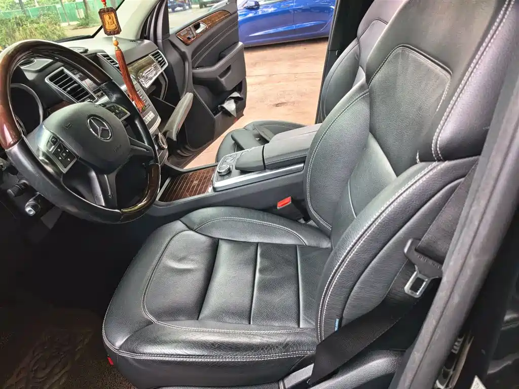 Mercedes-Benz M-Class 2014 ML 400 4MATIC Luxury фото 11