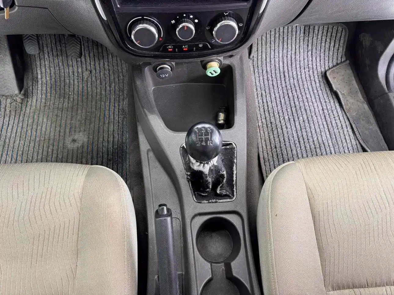 Wuling Motors Wuling Rongguang V 2016 2016 1.5L Standard