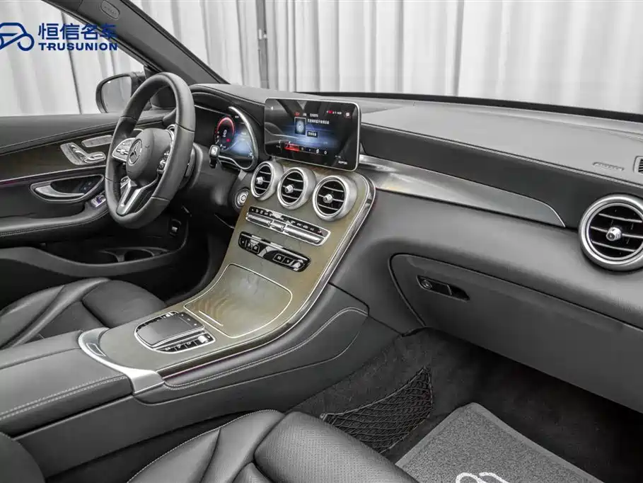 Mercedes-Benz GLC 2020 GLC 300 L 4MATIC Dynamic фото 17