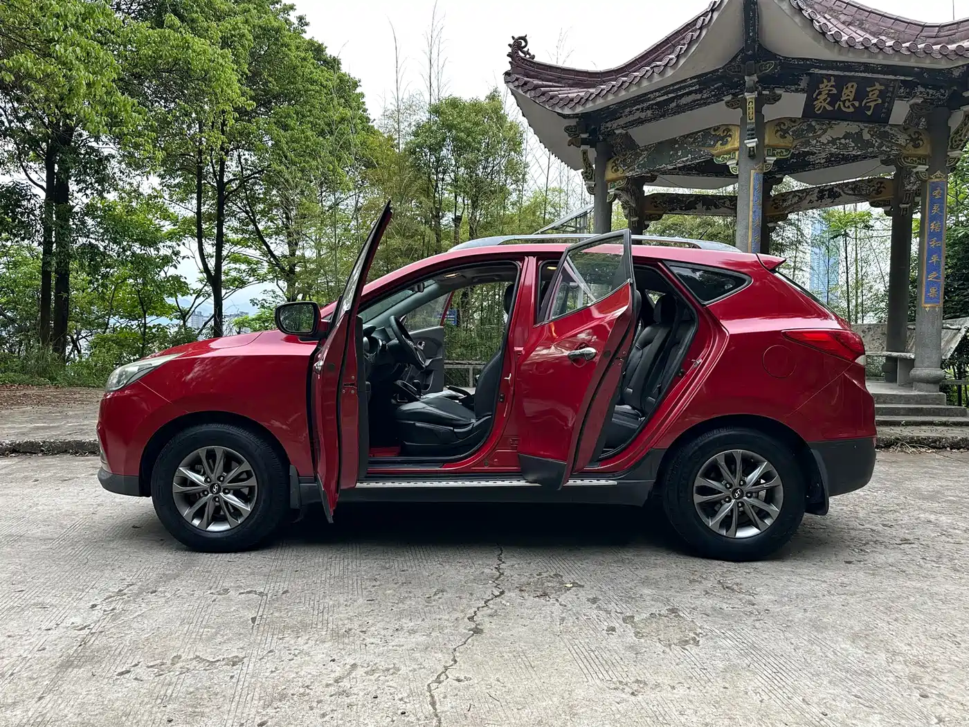 Hyundai Beijing Hyundai ix35 2013 2.0L Automatic 2WD Comfort GL China IV фото 2
