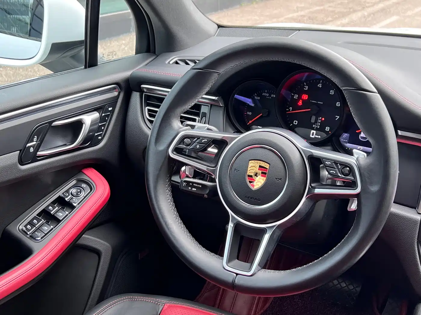 Porsche Macan 2021 Macan 2.0T фото 9