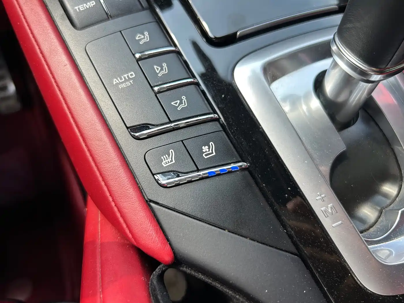 Фото 14 - Porsche Cayenne