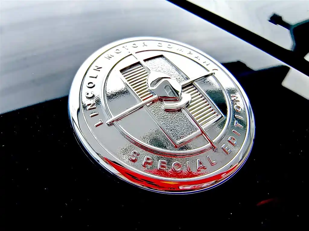 Фото 13 - Lincoln Navigator