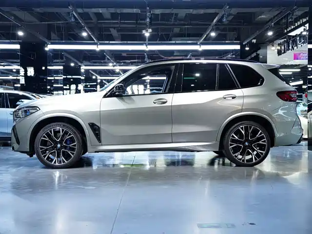 BMW X5 M 2022 X5 M — фото 3
