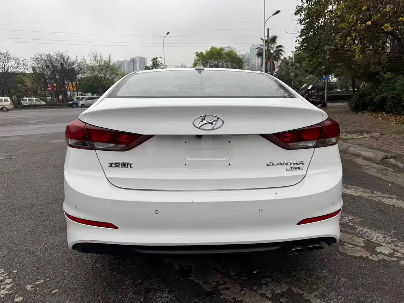 Hyundai Elantra 2018 1.4T DCT Dynamic·Vitality Model фото 8