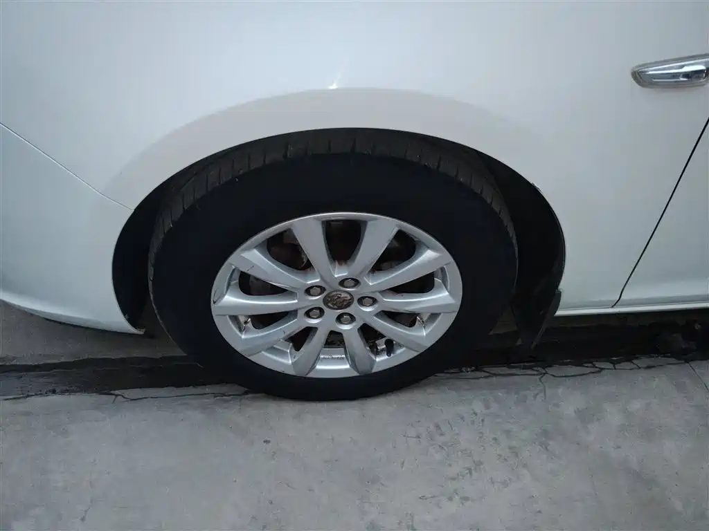Buick Excelle 2013 GT 1.6L Automatic Fashion Edition фото 23