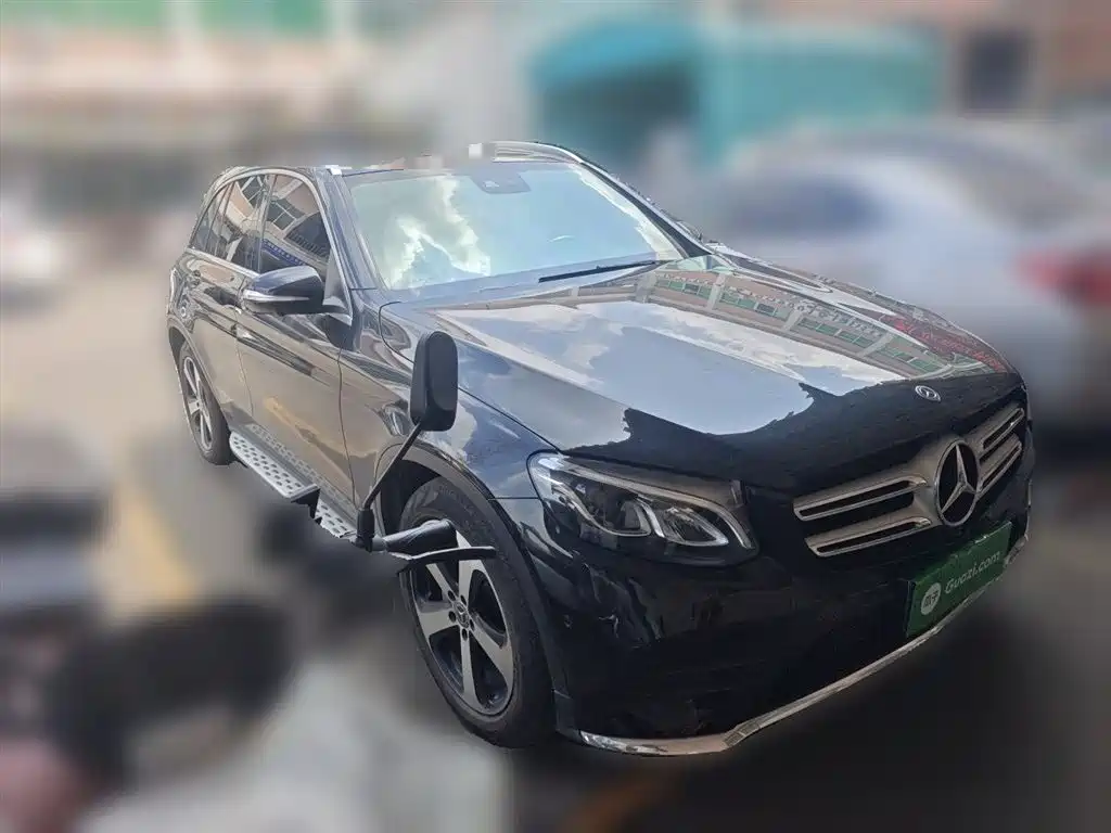 Mercedes-Benz GLC 2018 Facelift GLC 260 4MATIC Luxury фото 3