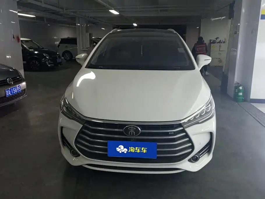 BYD Song MAX 2017 1.5T Auto Smart Connect Premium 7-seater фото 2