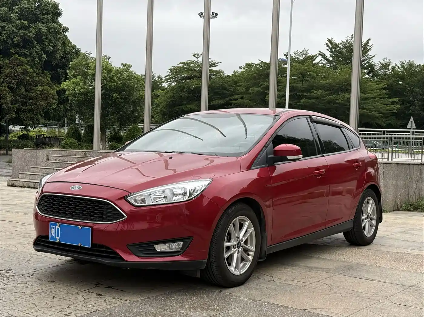 Фото 1 - Ford Focus