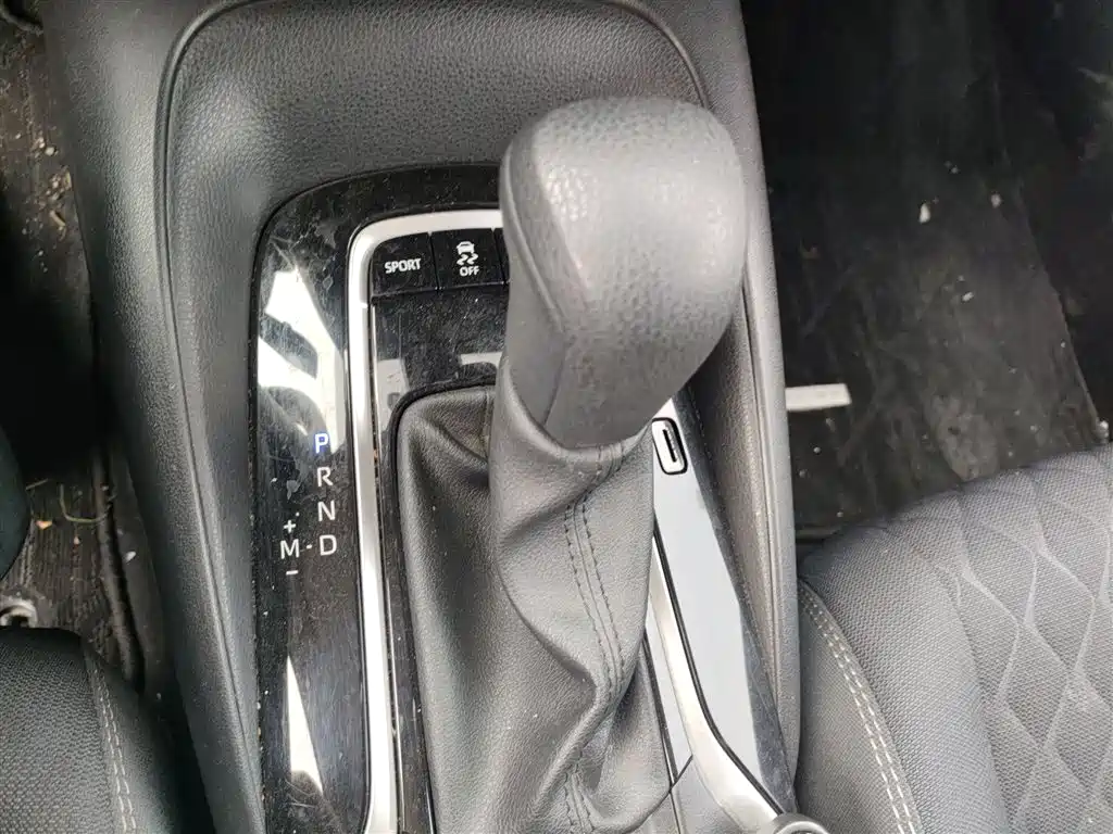 Toyota Allion 2022 2.0L Elite Edition фото 10