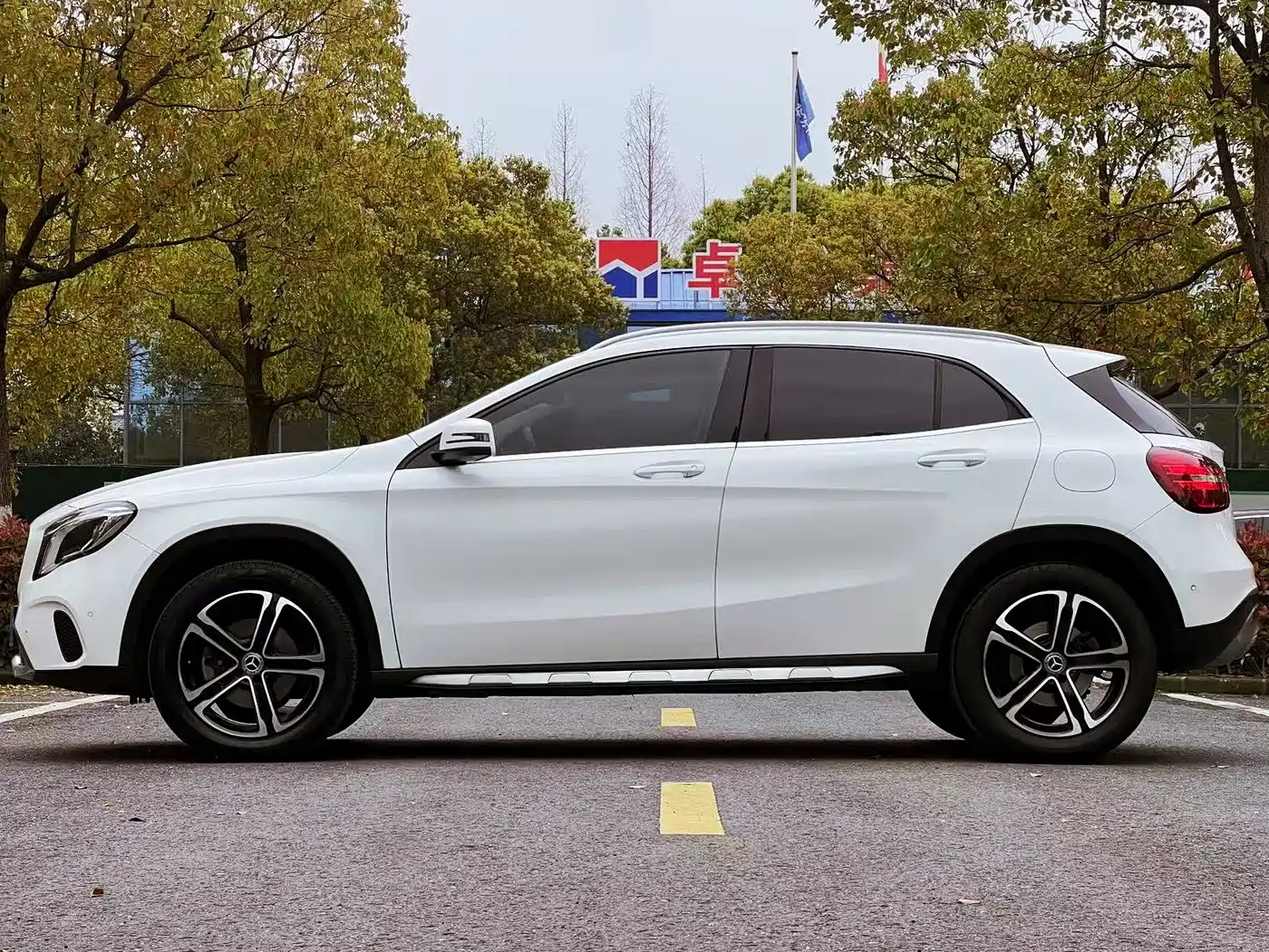 Mercedes-Benz GLA 2018 GLA 200 Fashion фото 8