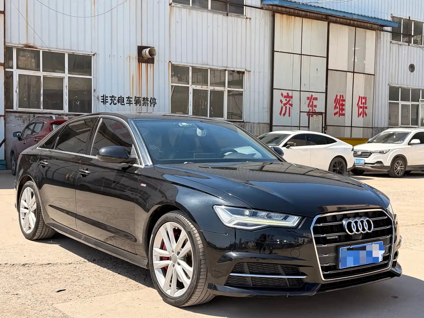 Audi A6L 2018 30th Anniversary 45 TFSI quattro Sport фото 3