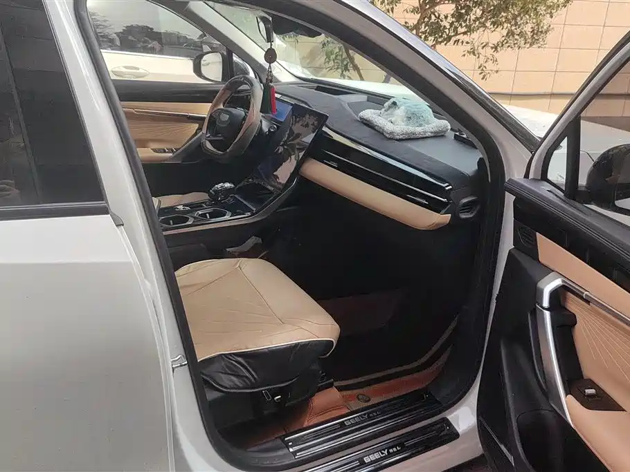 GEELY AUTOMOBILE BOYUE L