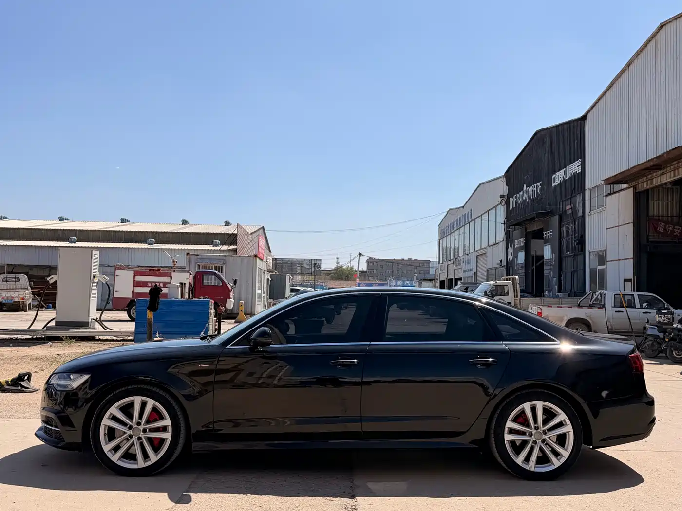 Audi A6L 2018 30th Anniversary 45 TFSI quattro Sport фото 8