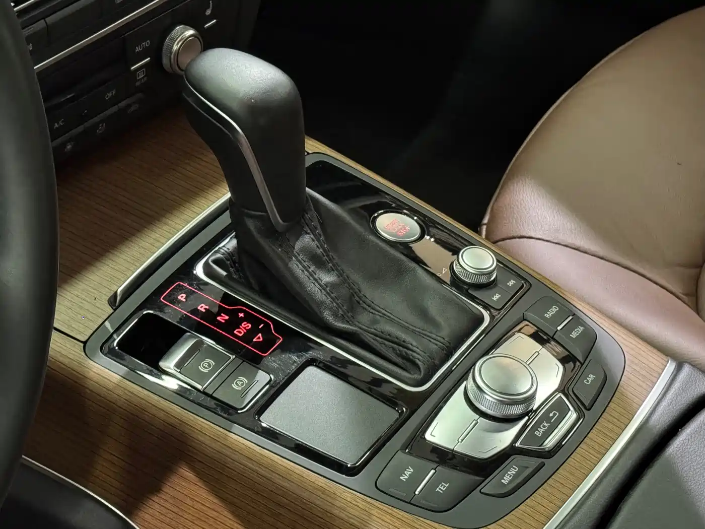 Audi A6L 2018 30th Anniversary 30 FSI Style фото 6
