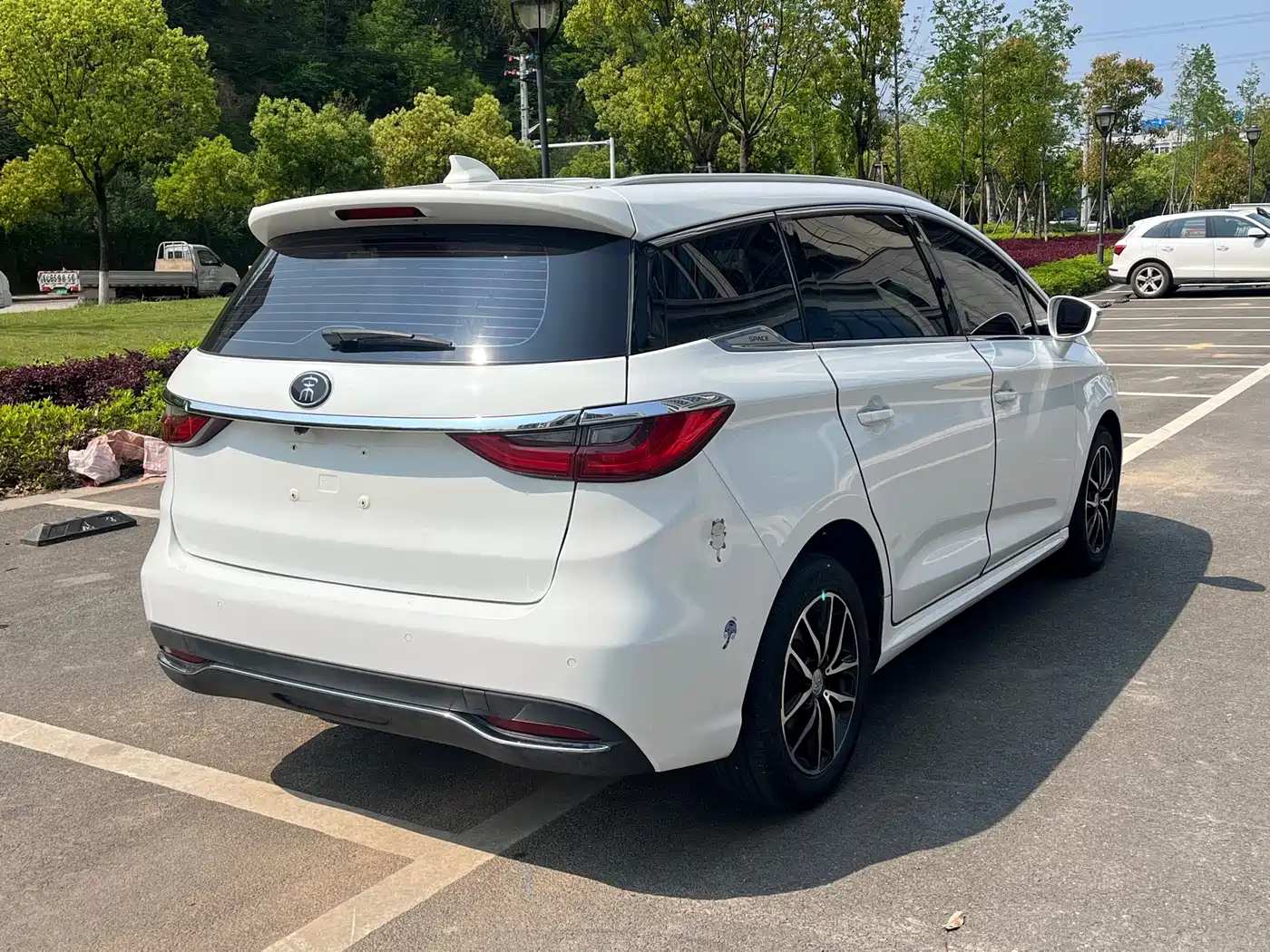 BYD Song MAX 2017 1.5T Auto Smart Elite 7-Seater фото 6