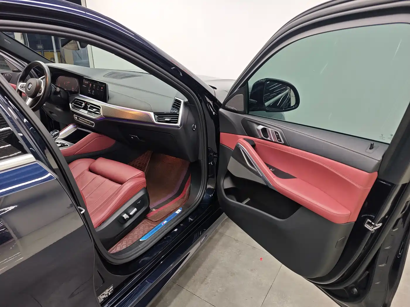 BMW X6 2022 Facelift xDrive40i M Sport Package фото 10