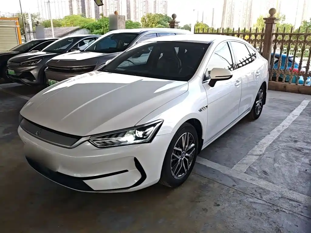 BYD Qin PLUS 2021 EV 500KM Luxury Model