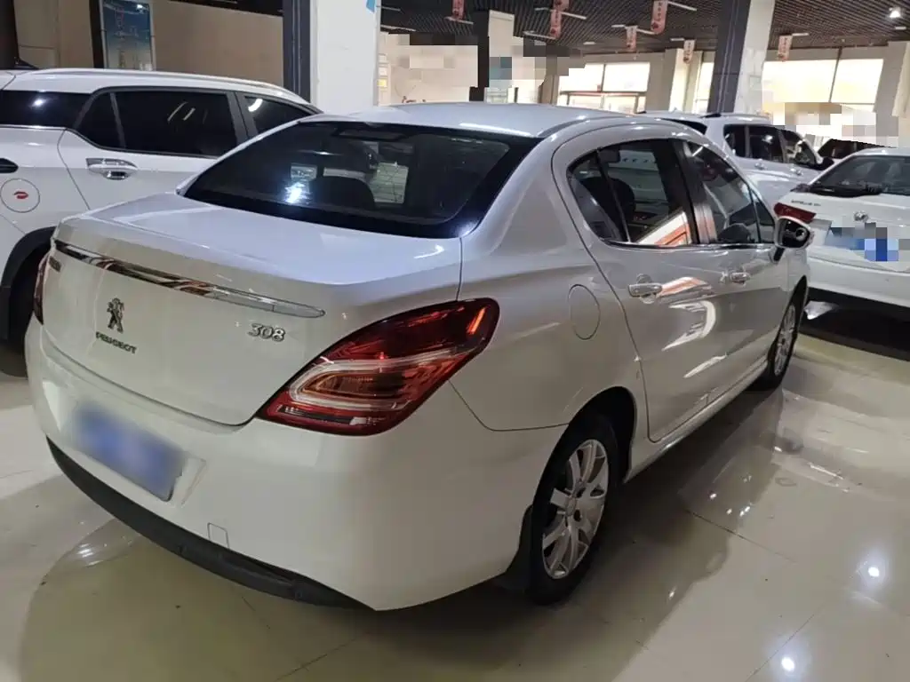 Peugeot 308 2017 2014 Model Joy Edition Classic 1.6L Manual Superior Style