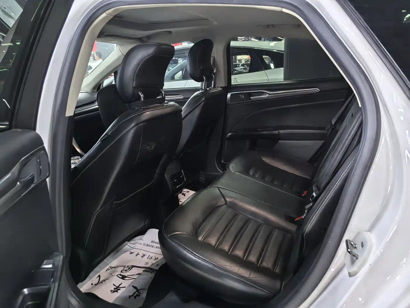 FORD MONDEO