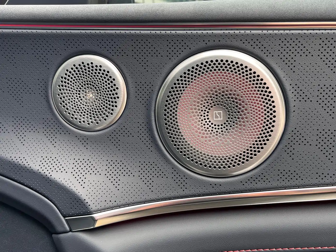 ZEEKR EXTREME KRYPTON 001