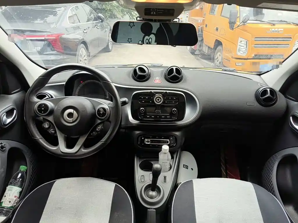 smart forfour 2017 2016 1.0L 52kW Passion Edition