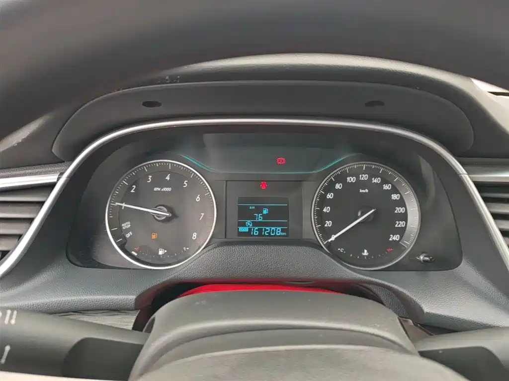 Buick Excelle 2015 15N Manual Progressive фото 12