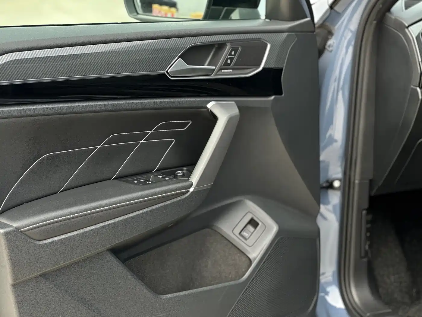Volkswagen Tayron X 2020 380TSI 4WD Premium Smart Connect фото 9