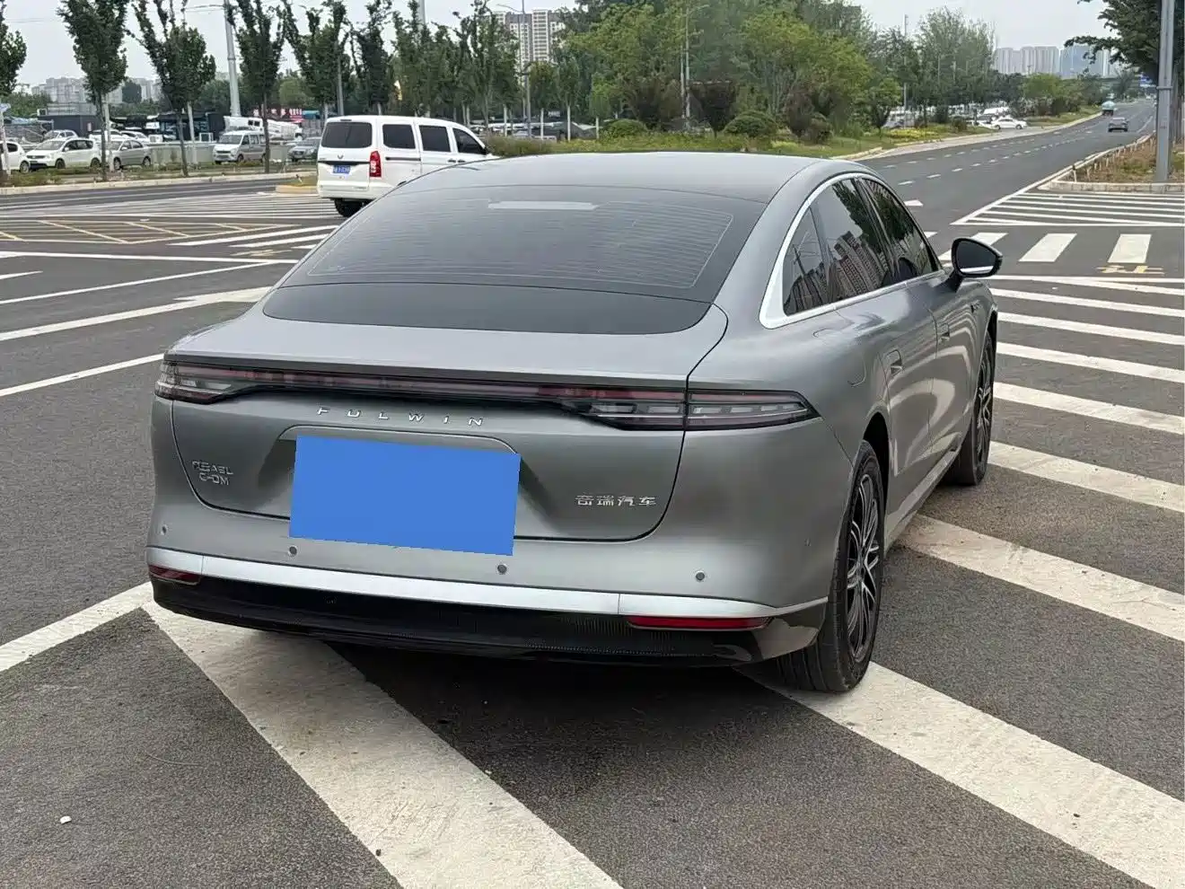 Chery Fengyun Fengyun A9L 2025 2025 Model 260 Extended Range Premium Edition