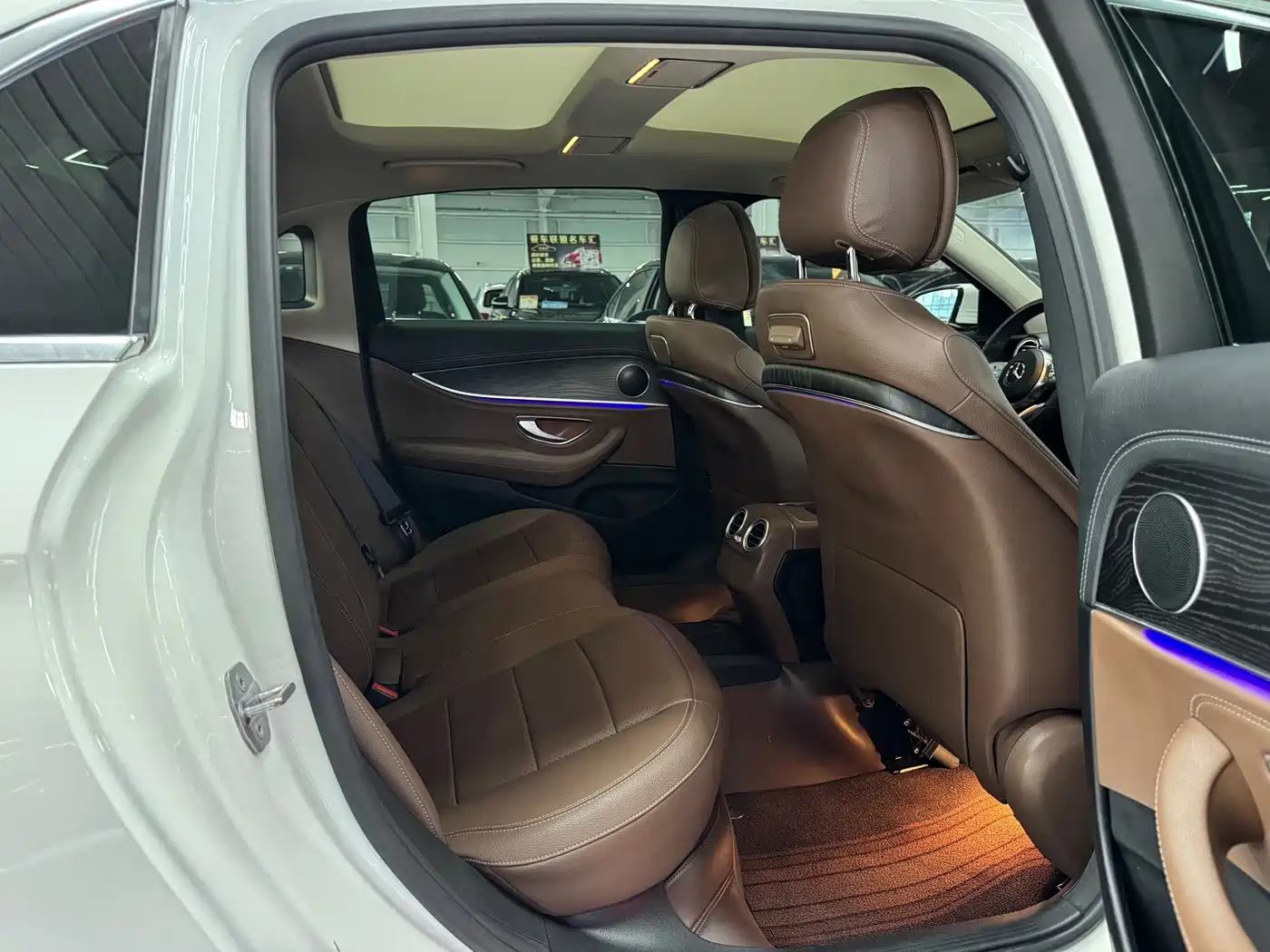Mercedes-Benz E-Class 2019 Facelift E 300 L Sport Fashion фото 15