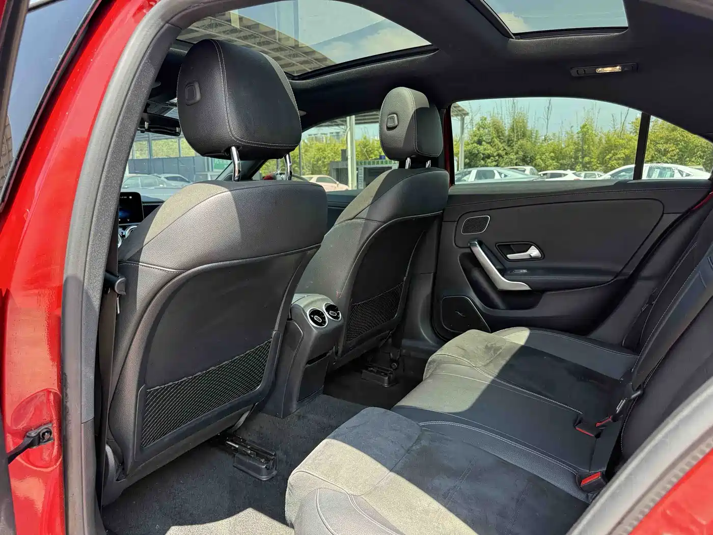 Mercedes-Benz A-Class 2019 A 200 L Sport Sedane Pioneer Special Edition фото 28