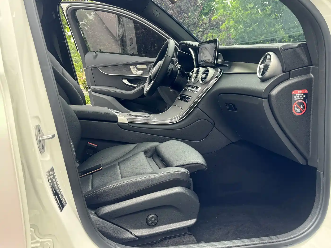 Mercedes-Benz GLC Coupe 2022 Facelift GLC 300 4MATIC Coupe SUV фото 11