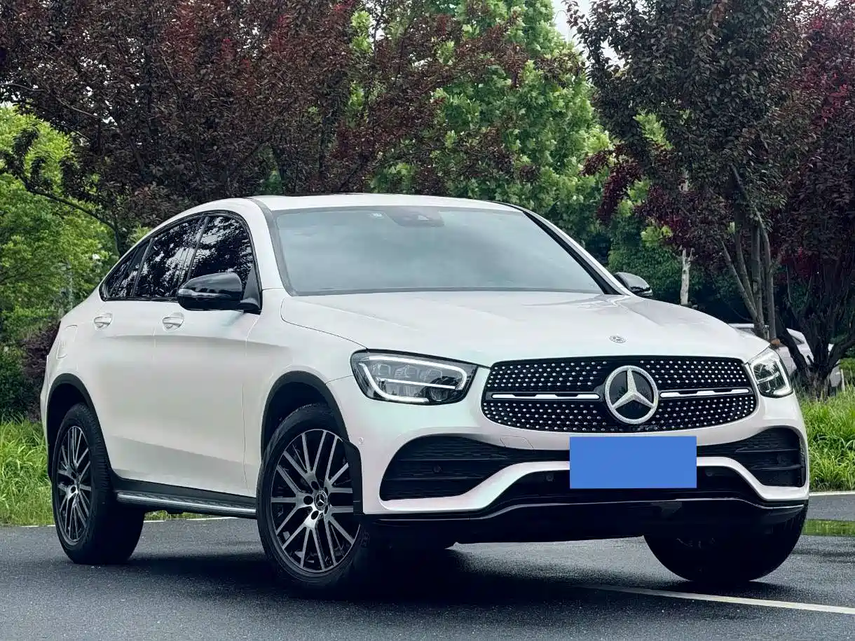 Mercedes-Benz GLC Coupe 2022 Facelift GLC 300 4MATIC Coupe SUV фото 3