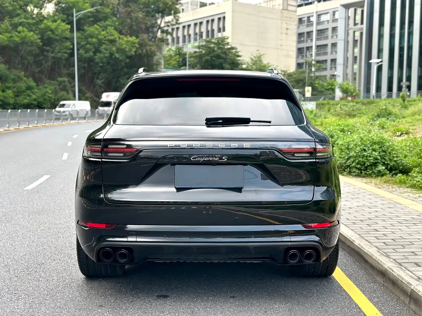 Porsche Cayenne 2023 Cayenne S 2.9T Platinum Edition фото 8