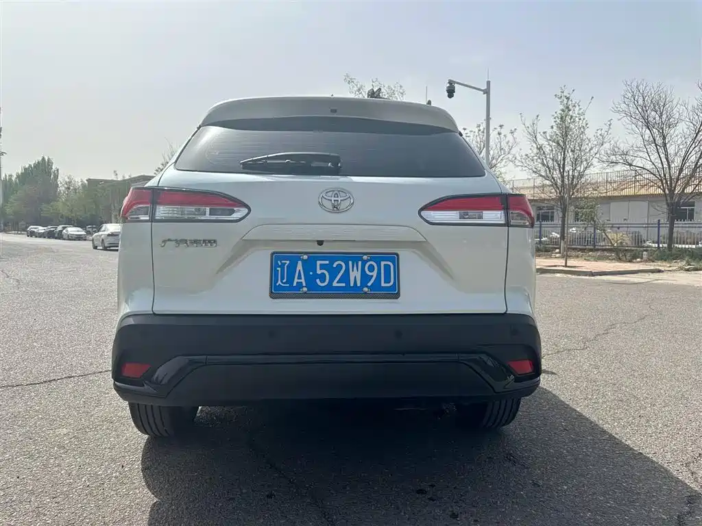 Toyota Frontlander 2024 2.0L CVT Elite Edition фото 5