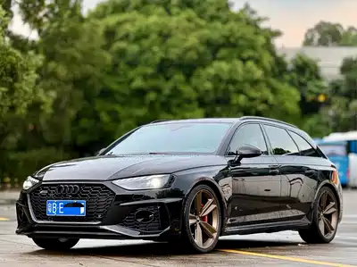 Audi RS 4