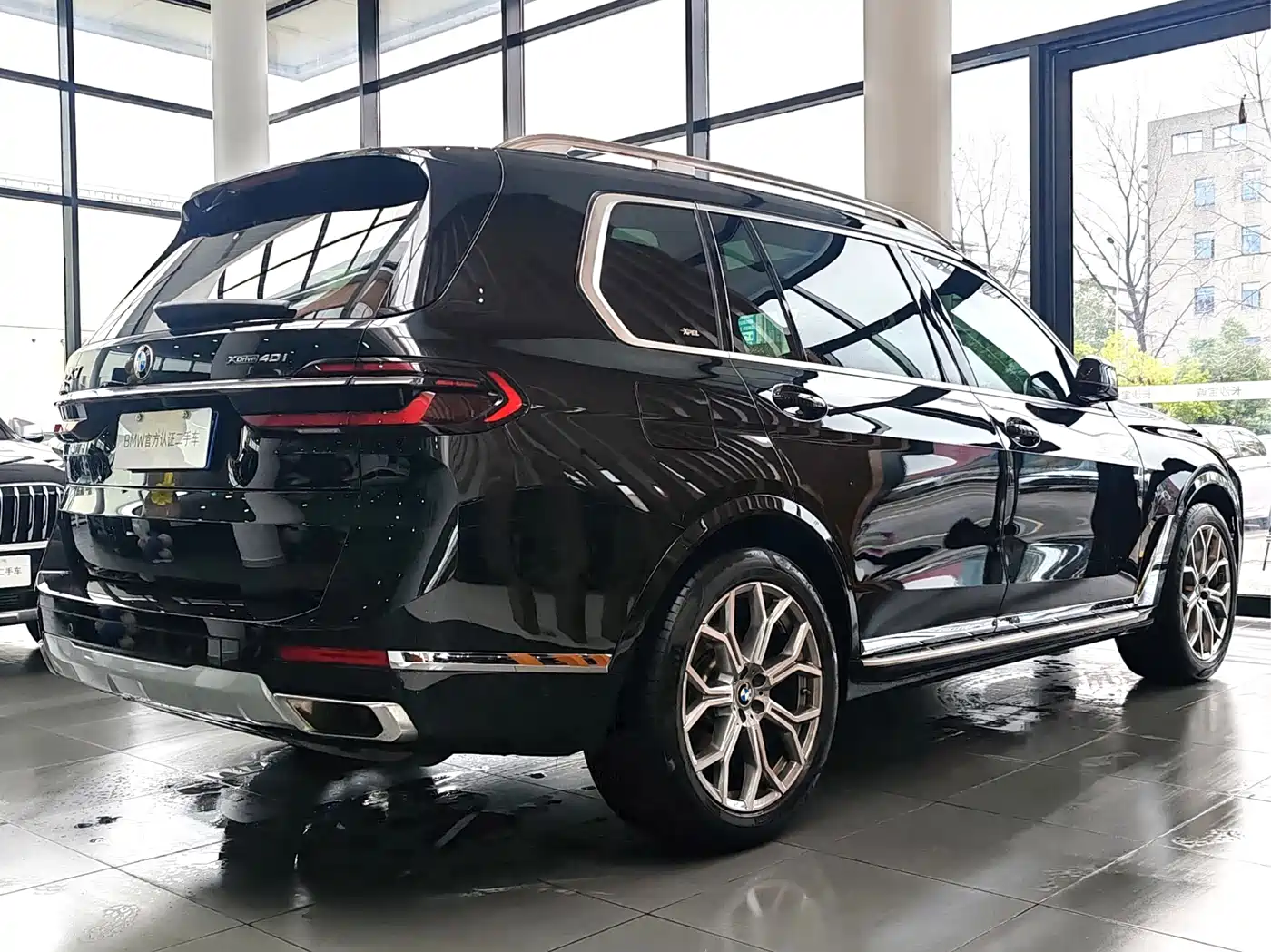 BMW X7 2024 xDrive40i Leading Luxury Package фото 6