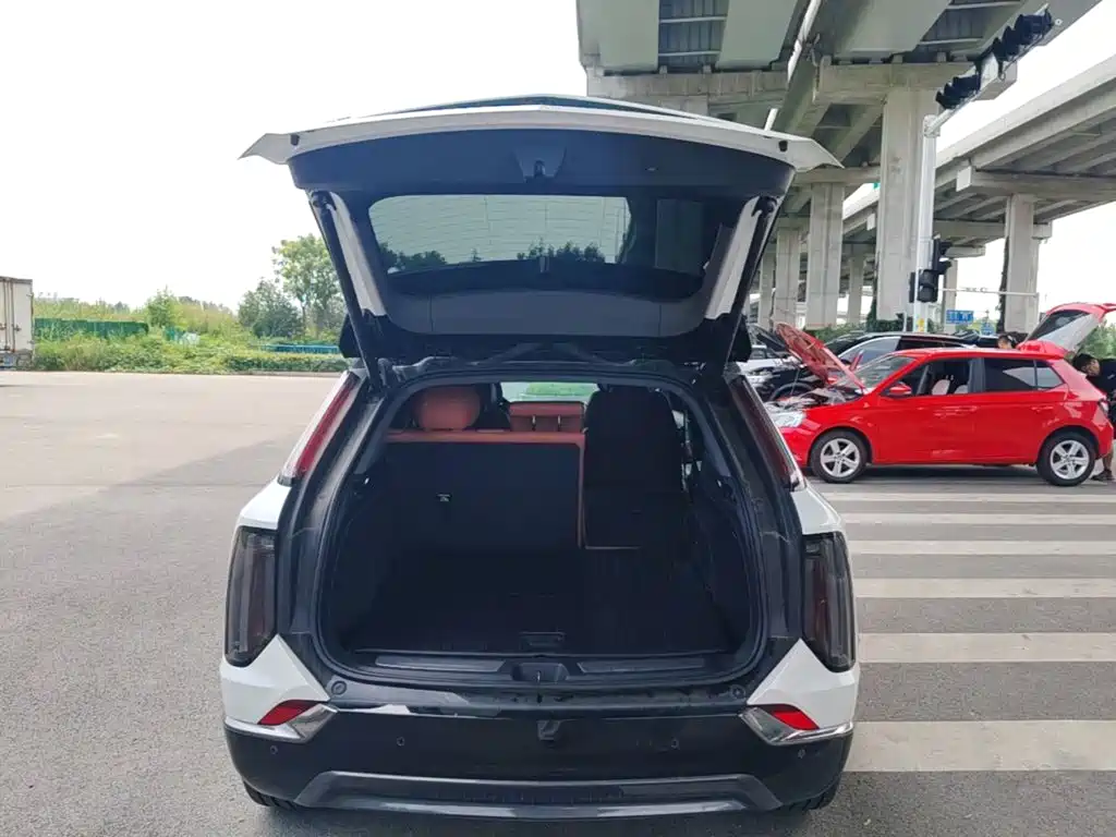 Cadillac IQ Ao Ge 2024 2024 AWD Long Range Edition