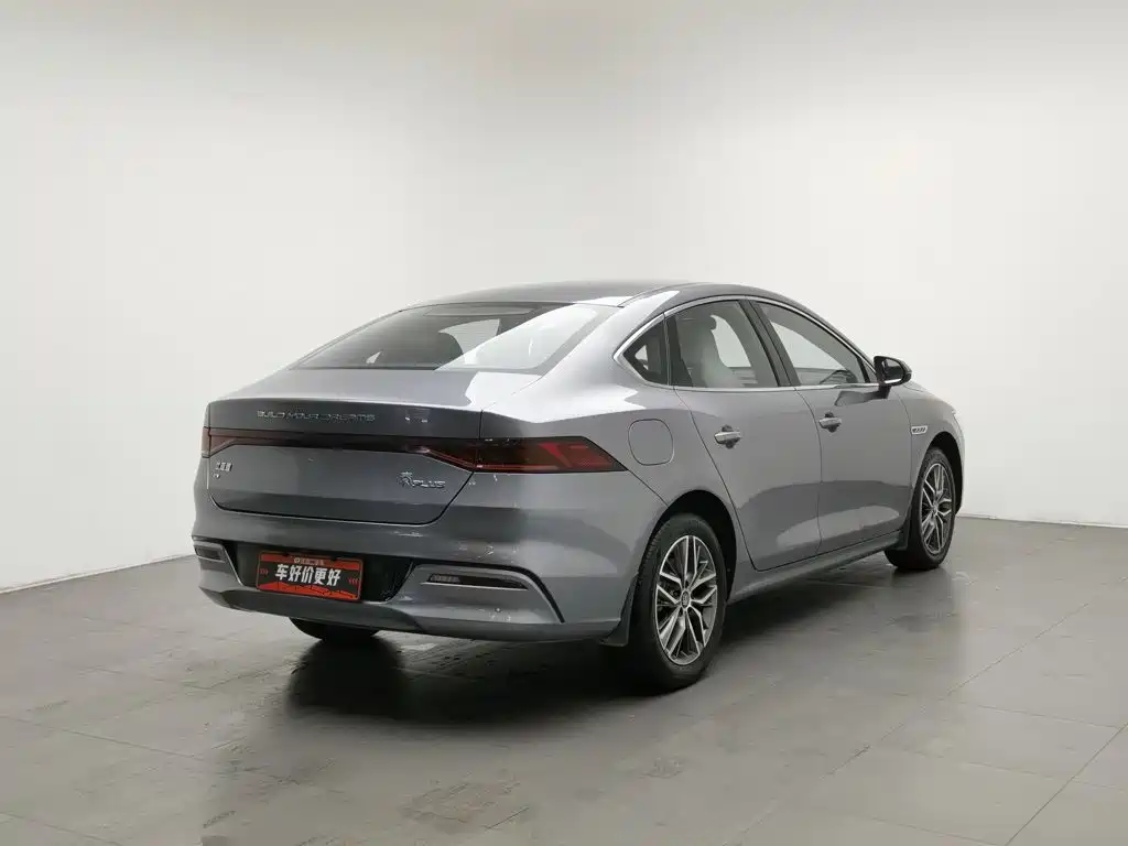 BYD Qin PLUS 2021 2021 EV 400KM Luxury Model