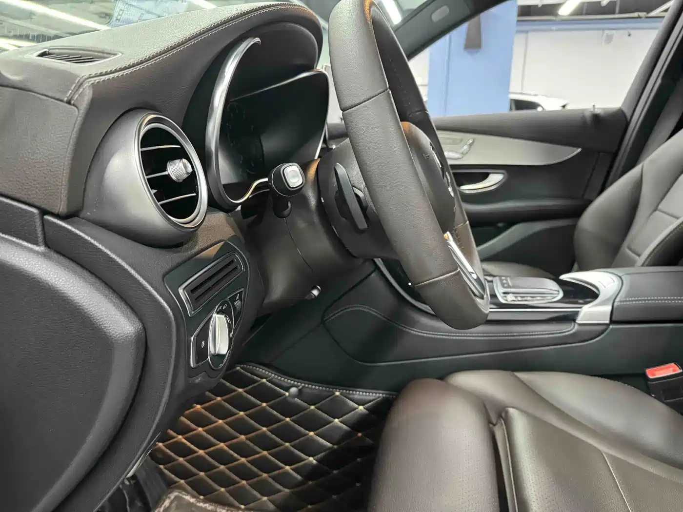 Mercedes-Benz GLC 2021 GLC 260 L 4MATIC Sporty фото 9