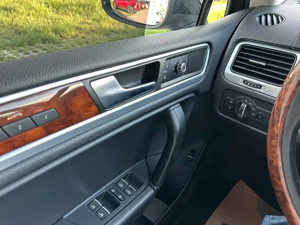 Фото 22 - Volkswagen Touareg