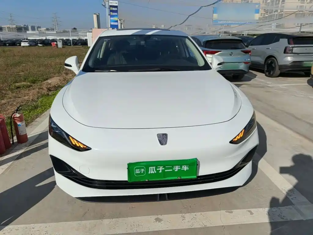 Roewe D7 2024 2023 DMH 125km Beyond Edition