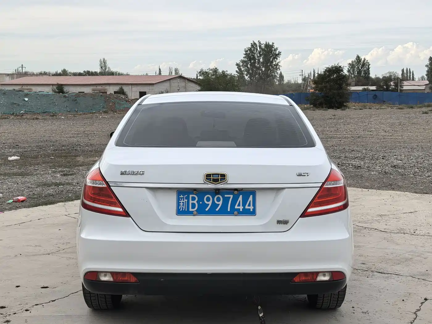 Geely Emgrand 2015 2014 Sedan 1.5L Manual Fashion