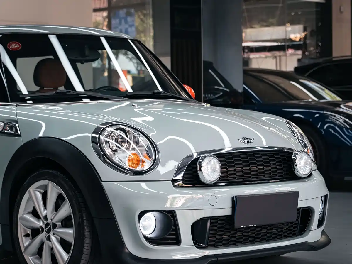 MINI MINI 2011 2011 1.6L ONE